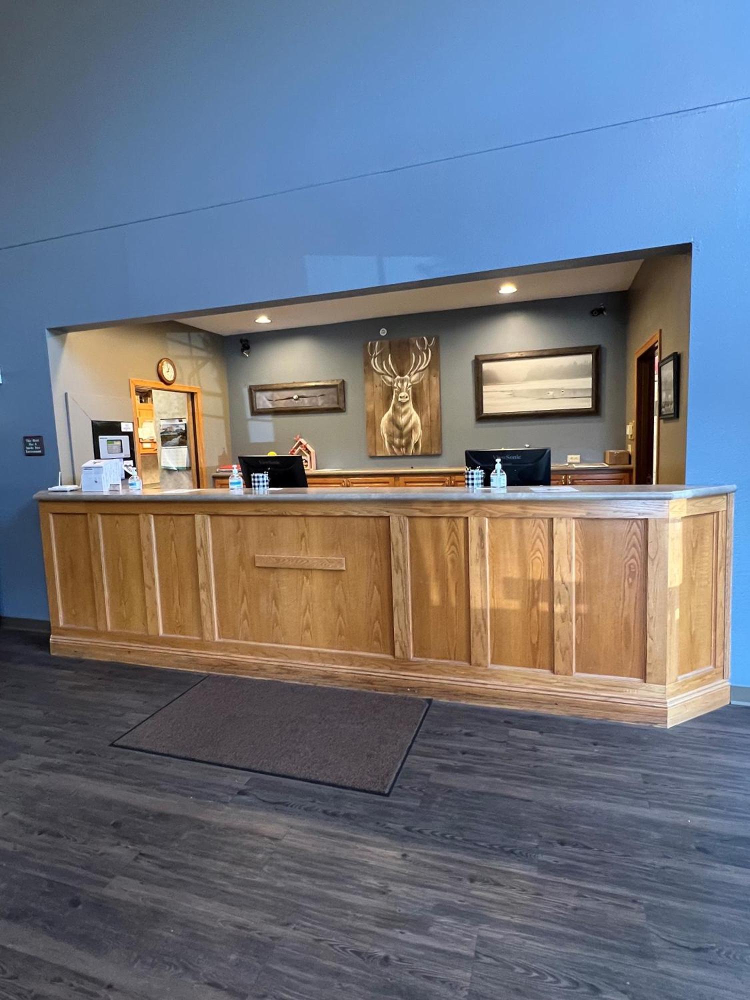 Country Inn Walker Ngoại thất bức ảnh