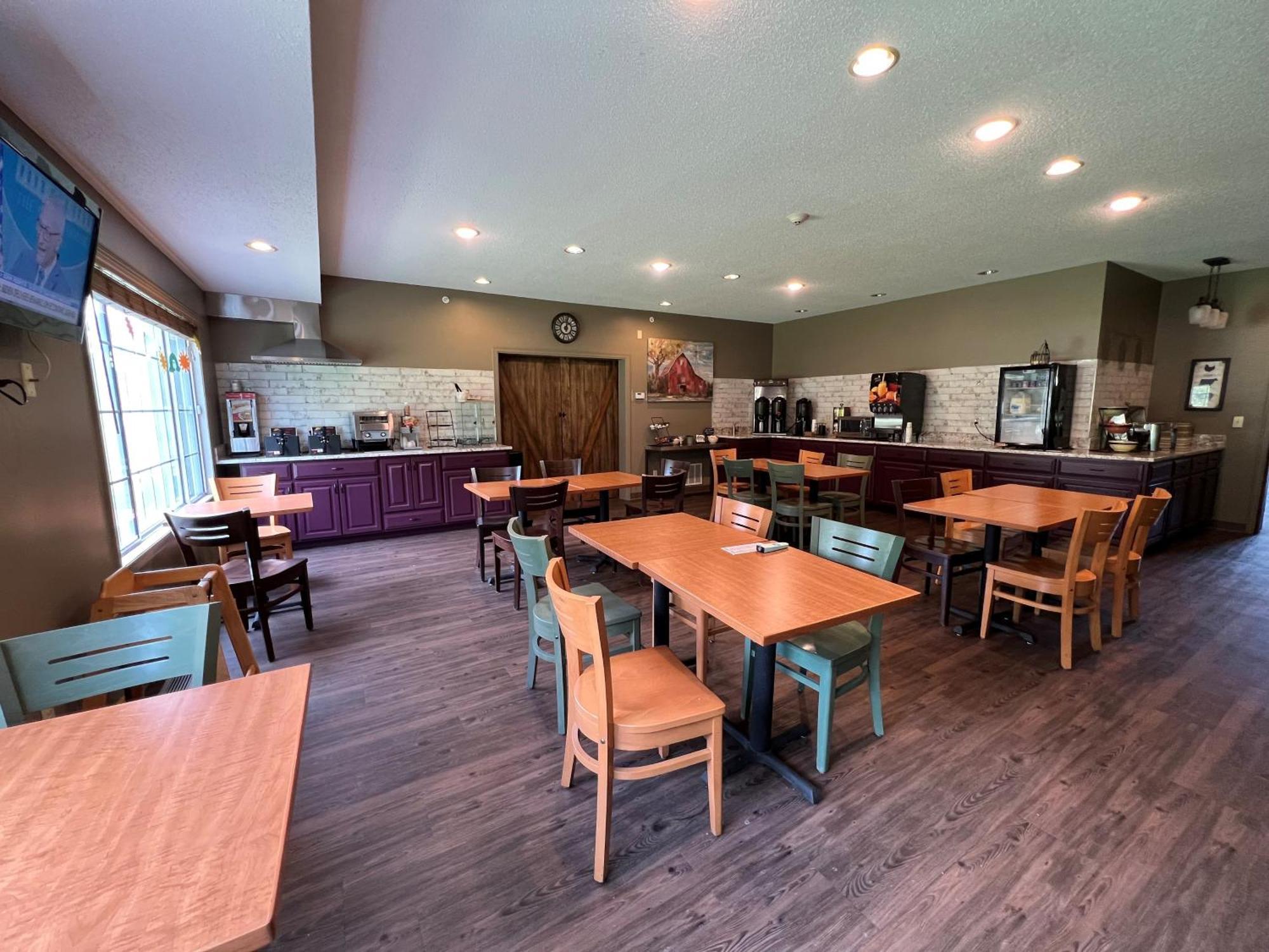 Country Inn Walker Ngoại thất bức ảnh