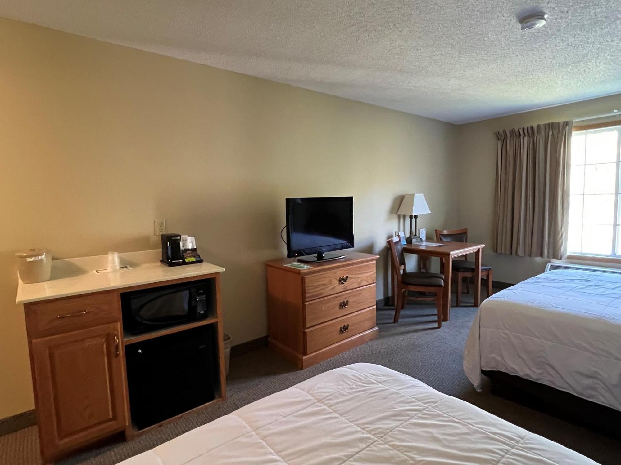 Country Inn Walker Ngoại thất bức ảnh
