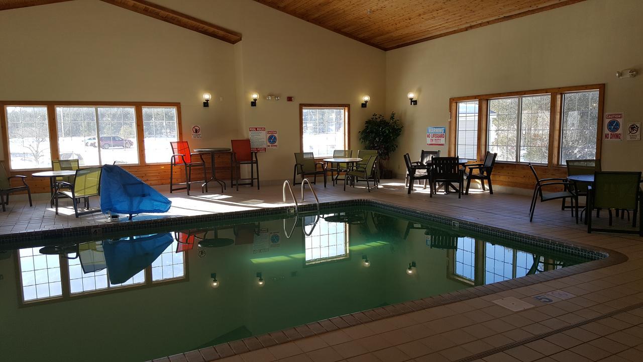 Country Inn Walker Ngoại thất bức ảnh