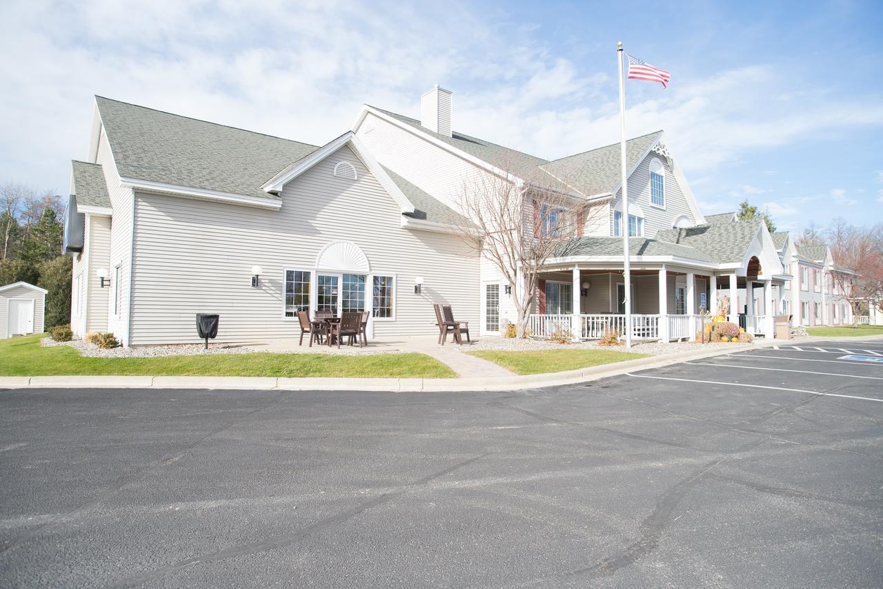 Country Inn Walker Ngoại thất bức ảnh