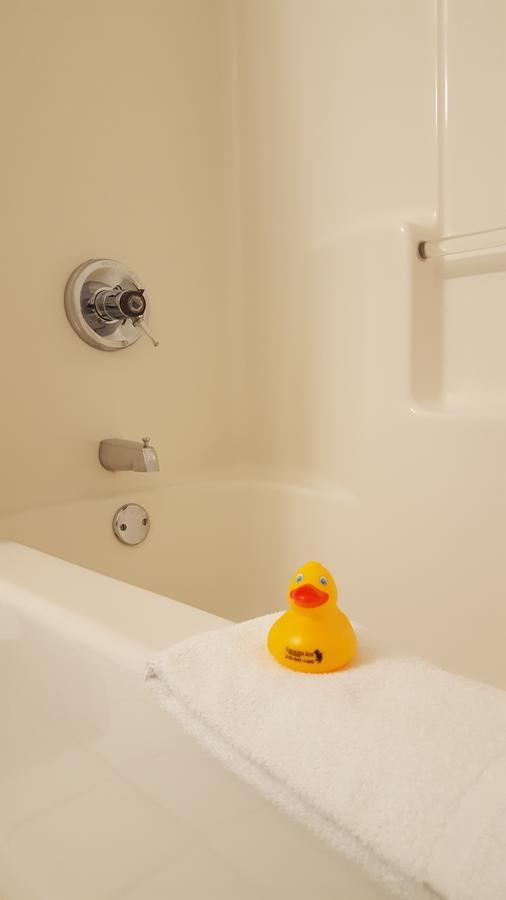 Country Inn Walker Ngoại thất bức ảnh